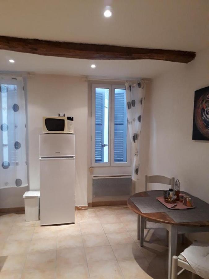 Les Capena 2 Apartment Collobrières Exterior foto